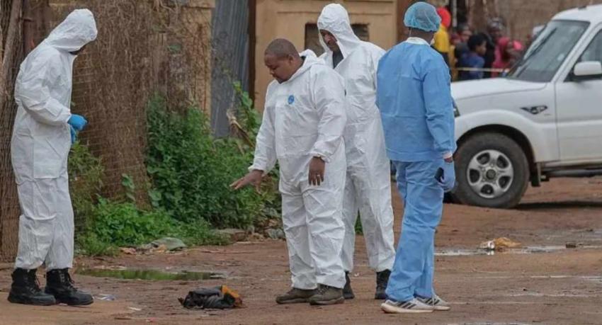 தென்னாபிரிக்காவில் துப்பாக்கிச்சூடு ; 9 பேர் பலி